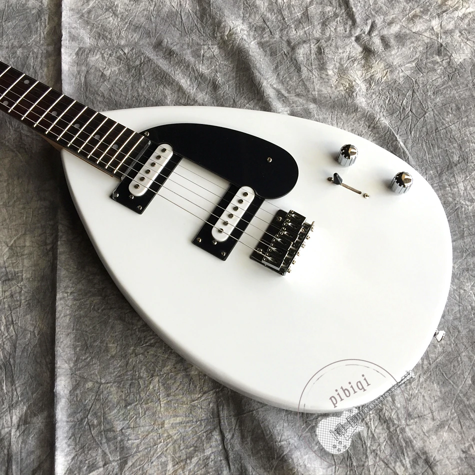 Free delivery, new alternative white electric guitar; High quality electric guitar; White hardware, customizable
Free delivery, new alternative white electric guitar; High quality electric guitar; White hardware, customizable