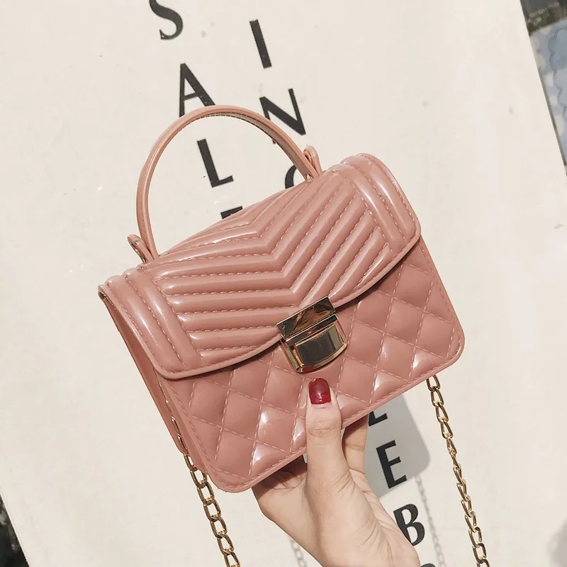 2018 New Fashion jelly small square package new embroidery line Lingge shoulder bag chain lock packet H29
2018 New Fashion jelly small square package new embroidery line Lingge shoulder bag chain lock packet H29
