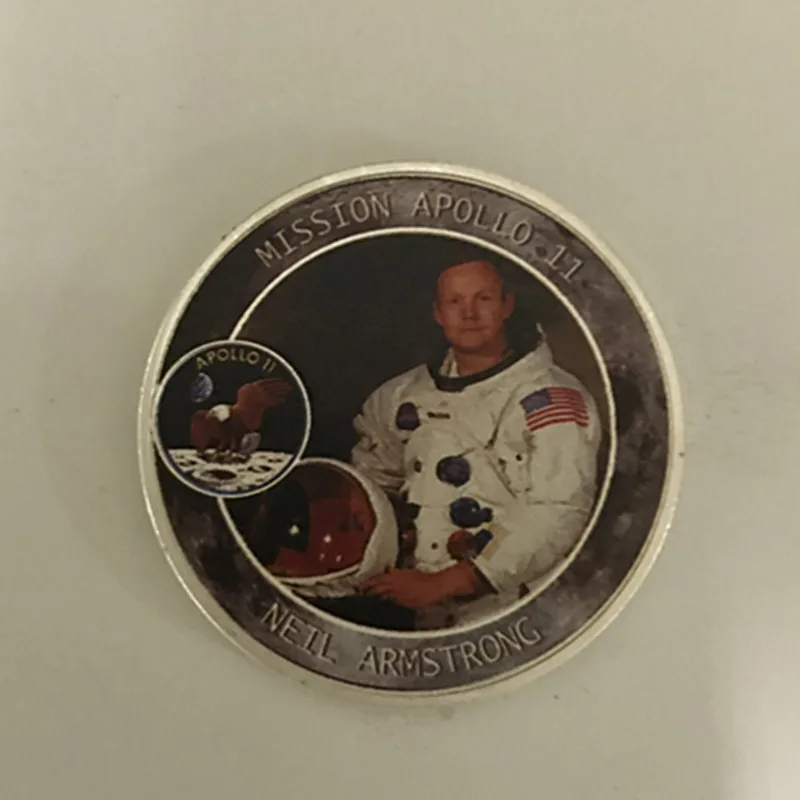 100 Pcs The Mission Apollo 11 coin Neil space astronaut hero silver plated 40 mm badge Lunar Probe Project moon decoration coin
100 Pcs The Mission Apollo 11 coin Neil space astronaut hero silver plated 40 mm badge Lunar Probe Project moon decoration coin