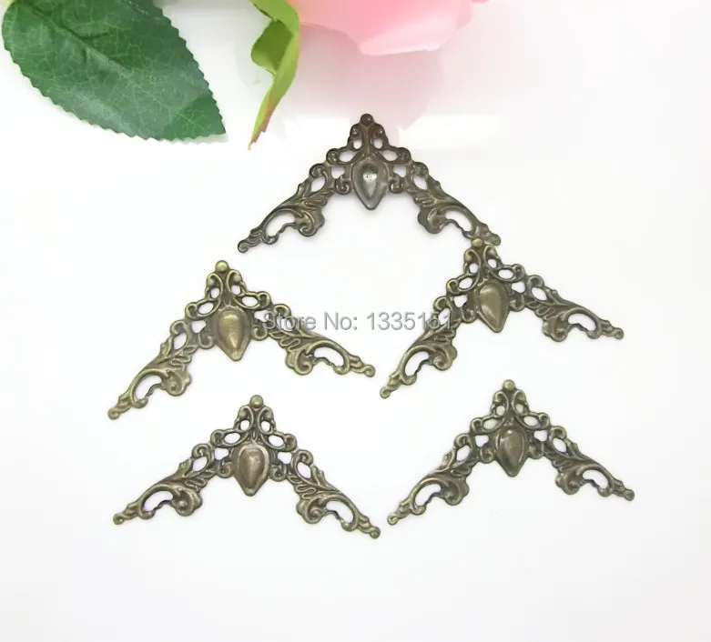 Free Shipping-Wholesale Photo Album Angle Pressure Angle Corner Protector Protects Bronze Color Metal Bag Edge Angle 4.1cm J0011
Free Shipping-Wholesale Photo Album Angle Pressure Angle Corner Protector Protects Bronze Color Metal Bag Edge Angle 4.1cm J0011