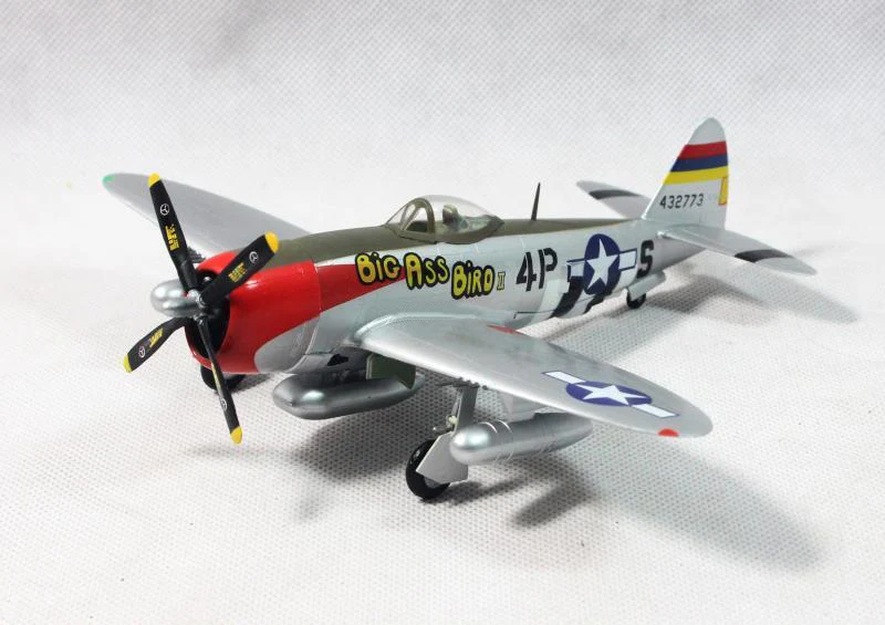TRUMPETER 1: 72 США Второй мировой войны P-47D модель бойца 37286 избранная модель
TRUMPETER 1: 72 США Второй мировой войны P-47D модель бойца 37286 избранная модель