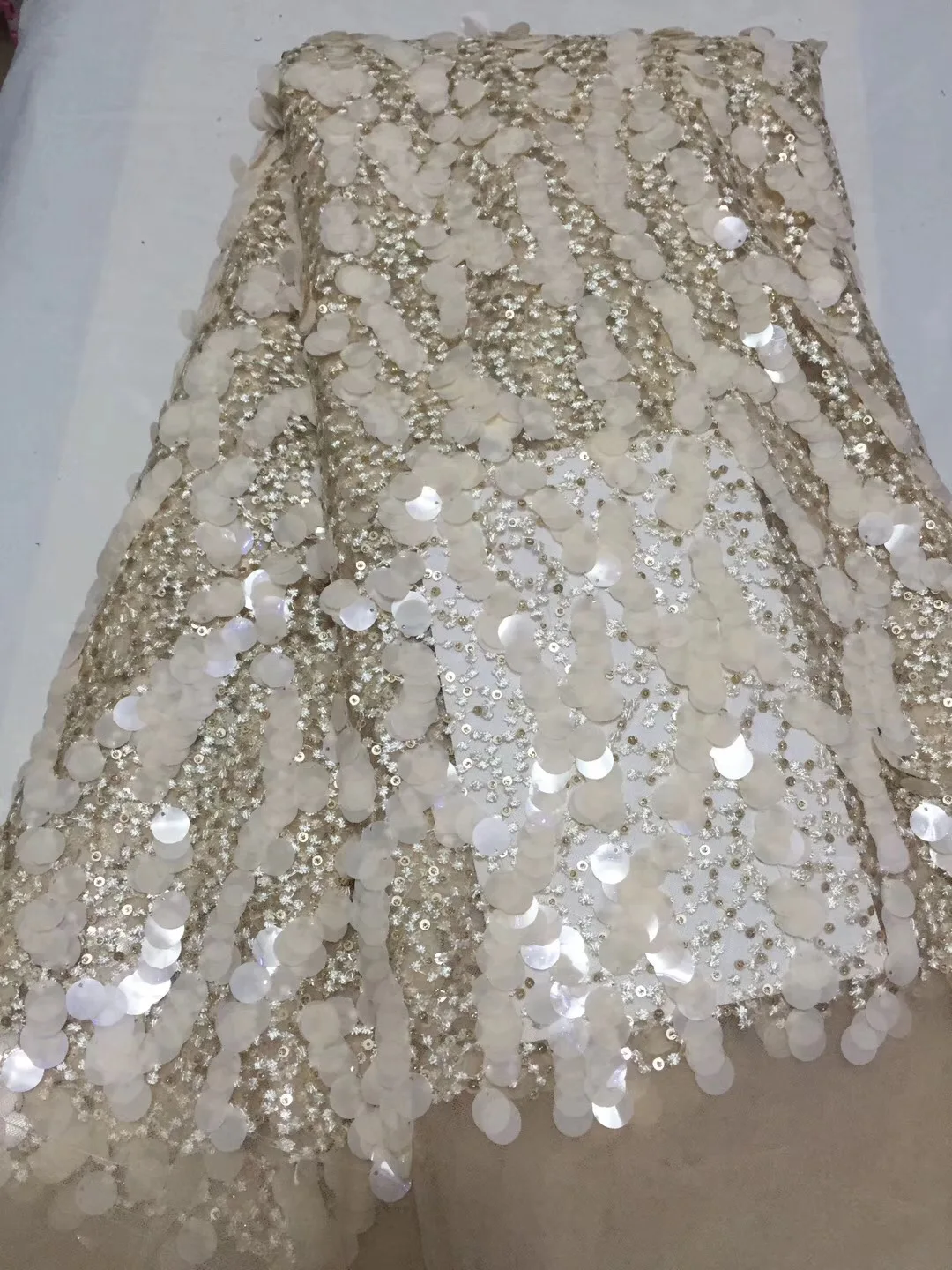 2018 Nigeria Cord Lace Fabric Black African Tulle Lace for Wedding Dresses Embroidery French African Lace Fabric with Rhinestone
2018 Nigeria Cord Lace Fabric Black African Tulle Lace for Wedding Dresses Embroidery French African Lace Fabric with Rhinestone