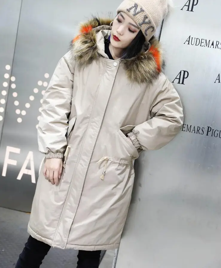 2019 autumn and winter new large size women's fashion jacket rabbit fur liner plus detachable fur collar long coat
2019 autumn and winter new large size women's fashion jacket rabbit fur liner plus detachable fur collar long coat