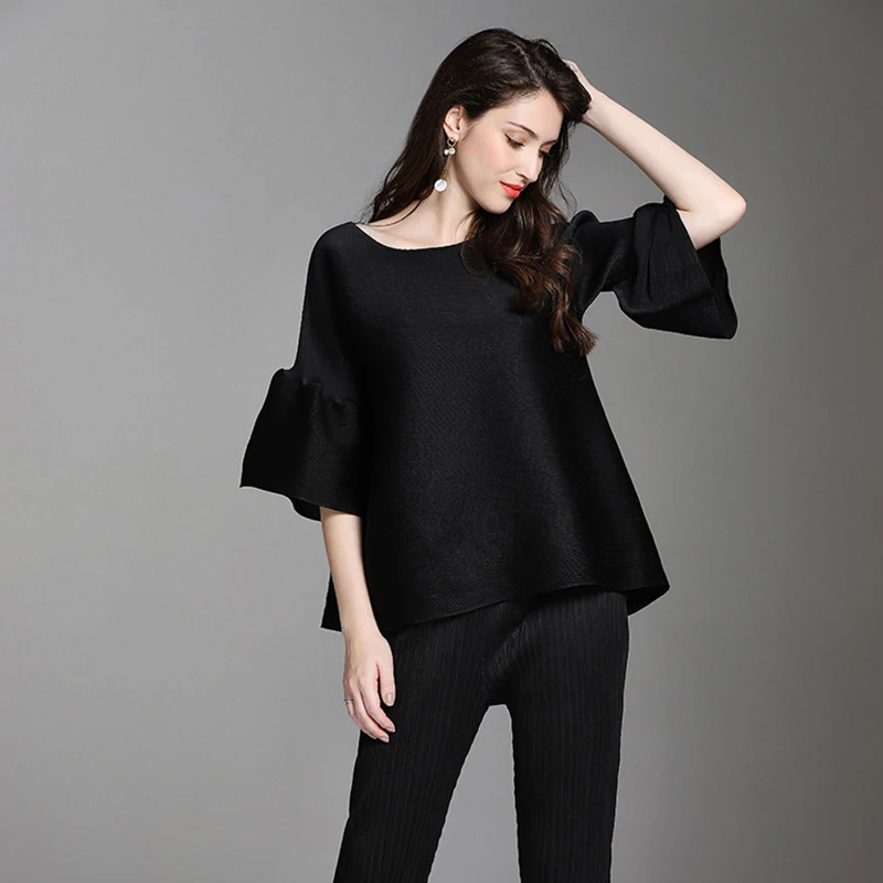 LANMREM 2021 autumn New Pattern O-neck Half Flare Short Sleeve T-shirt Pleated Elastic Ladies Fashion Loose T-short YF724
LANMREM 2021 autumn New Pattern O-neck Half Flare Short Sleeve T-shirt Pleated Elastic Ladies Fashion Loose T-short YF724
