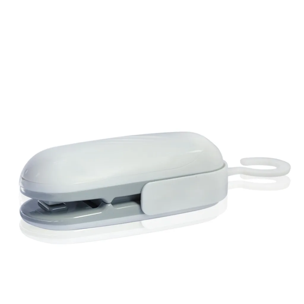 Brand New Portable Sealing Tool Heat Mini Handheld Plastic Bag Impulse Sealer Packing Plastic Bag Clip Handy Sealing Machine
Brand New Portable Sealing Tool Heat Mini Handheld Plastic Bag Impulse Sealer Packing Plastic Bag Clip Handy Sealing Machine