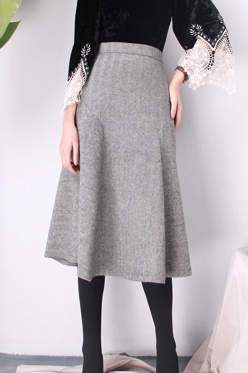 Spring Autumn Midi Skirts Womens High Waist A-Line Skirt Knee-Length Casual striped Wool Women's Skirts
Spring Autumn Midi Skirts Womens High Waist A-Line Skirt Knee-Length Casual striped Wool Women's Skirts