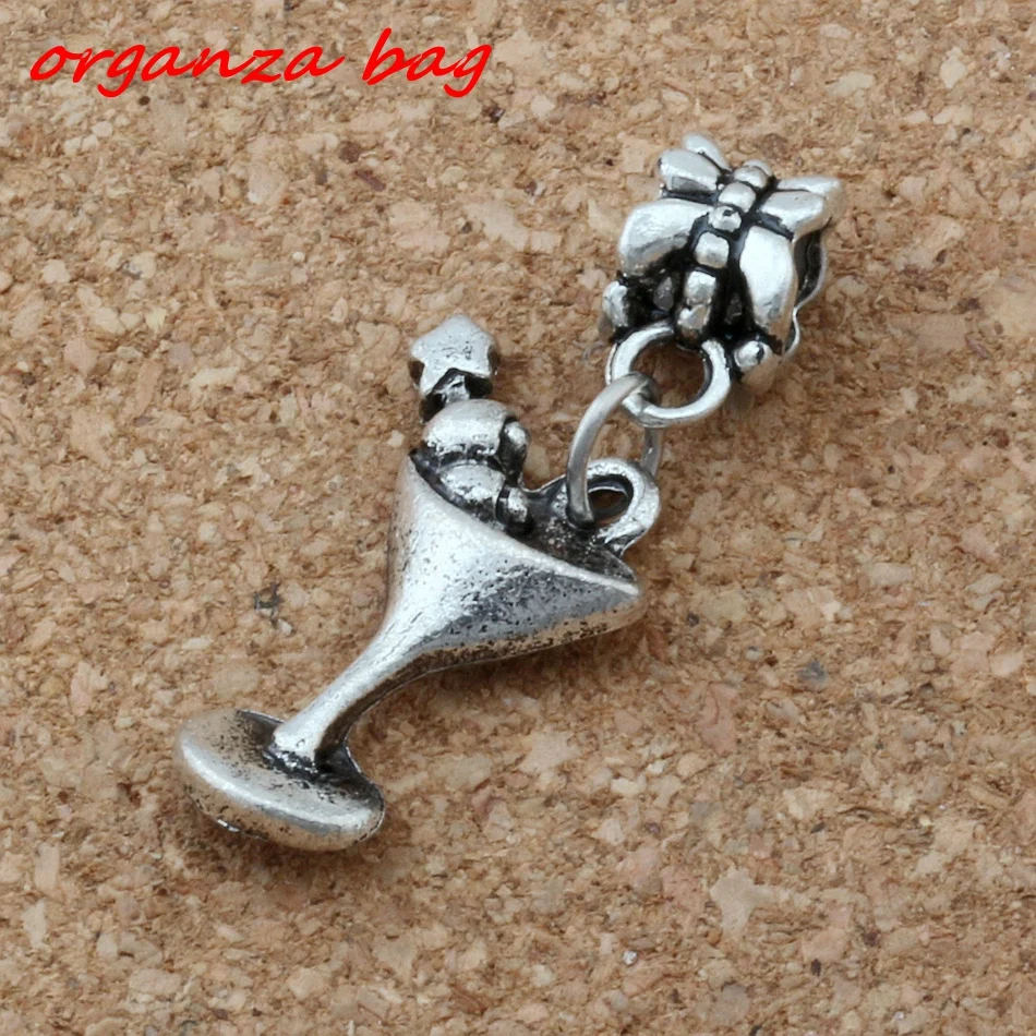 MIC .100pcs Zinc alloy Martini Cocktail Party Alcohol Drink Charm Big Hole Beads Fit European Charm Bracelet 14x32mm A-148a
MIC .100pcs Zinc alloy Martini Cocktail Party Alcohol Drink Charm Big Hole Beads Fit European Charm Bracelet 14x32mm A-148a