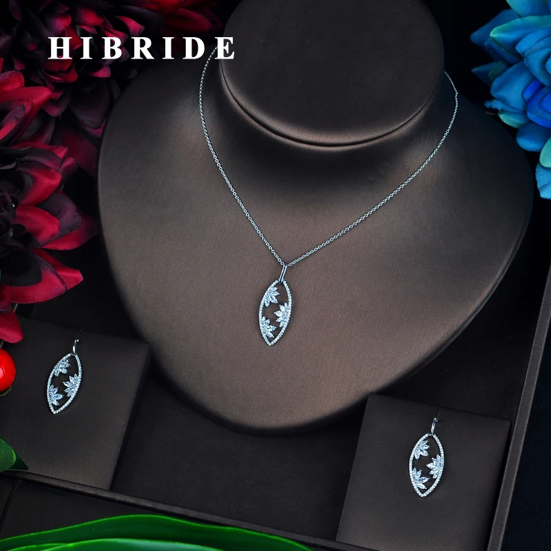 HIBRIDE роскошный дизайн Новое поступление кулон ожерелье набор украшений для женщин звеньевая цепочка ожерелье серьги набор подарки N-669
HIBRIDE роскошный дизайн Новое поступление кулон ожерелье набор украшений для женщин звеньевая цепочка ожерелье серьги набор подарки N-669