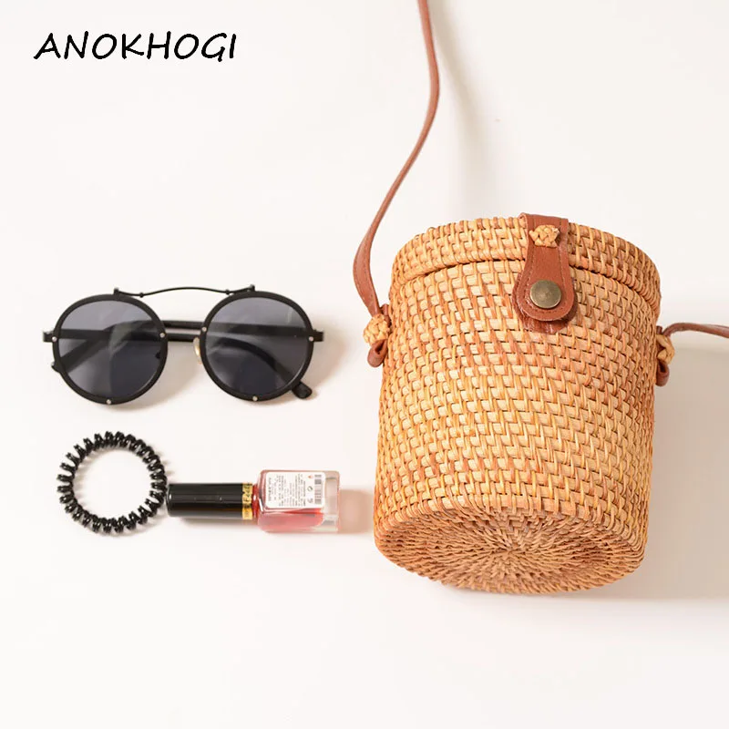 Bucket Shaped Women Mini Rattan Bags Woven Weave Handmade Bohemia Style Vintage Ladies Shoulder Bag Beach Crossbody Bags B60
Bucket Shaped Women Mini Rattan Bags Woven Weave Handmade Bohemia Style Vintage Ladies Shoulder Bag Beach Crossbody Bags B60