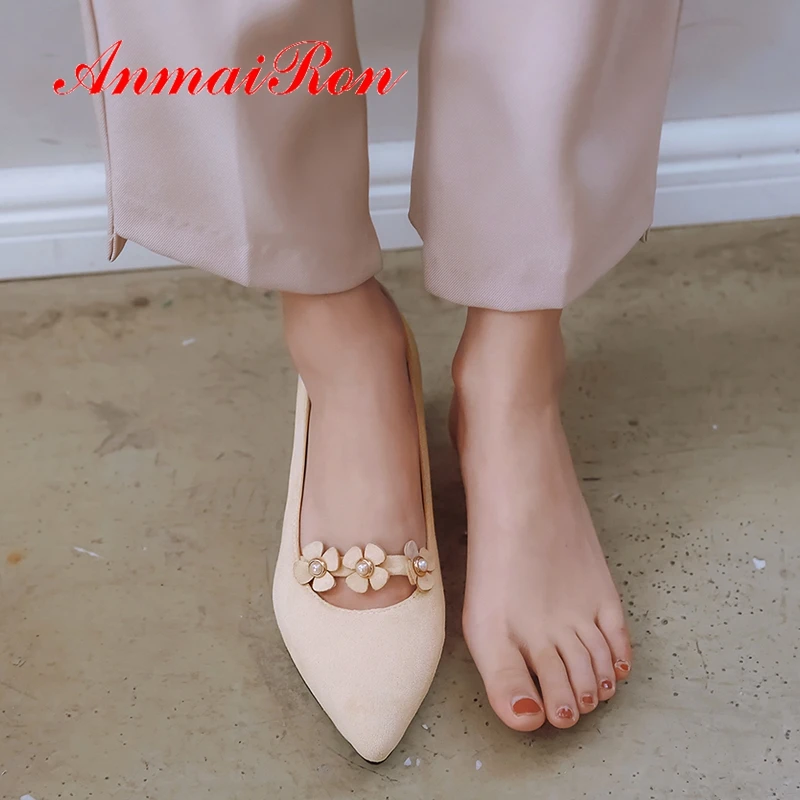 

Женские туфли с острым носком ANMAIRON, однотонные туфли-лодочки из флока на квадратном каблуке с цветами, размеры 34-43, 2019