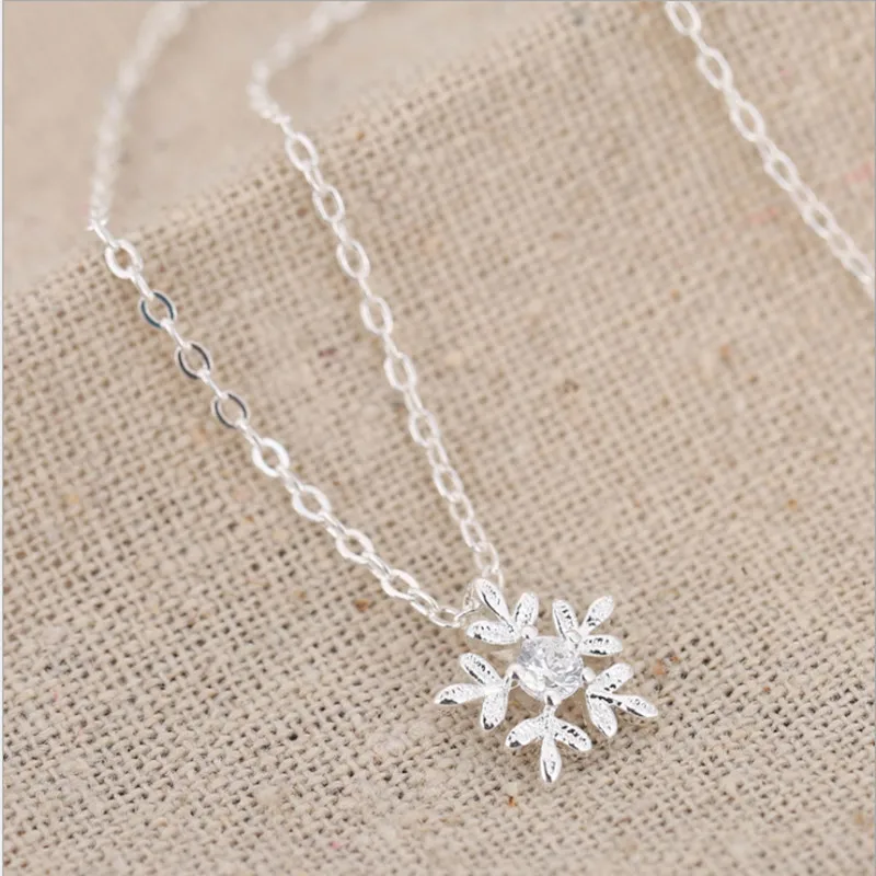 Jewelry Wholesale Korean Fashion Snow Flake Exquisite Creative Female Personality Pendant Necklace
Jewelry Wholesale Korean Fashion Snow Flake Exquisite Creative Female Personality Pendant Necklace