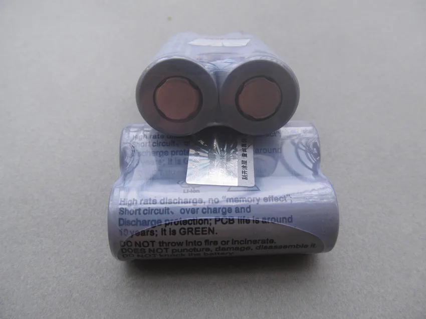 4pcs/lot TrustFire TR 18500 1800mAh 3.7V Rechargeable Li-ion Battery Lithium Batteries For Flashlights Torches
4pcs/lot TrustFire TR 18500 1800mAh 3.7V Rechargeable Li-ion Battery Lithium Batteries For Flashlights Torches