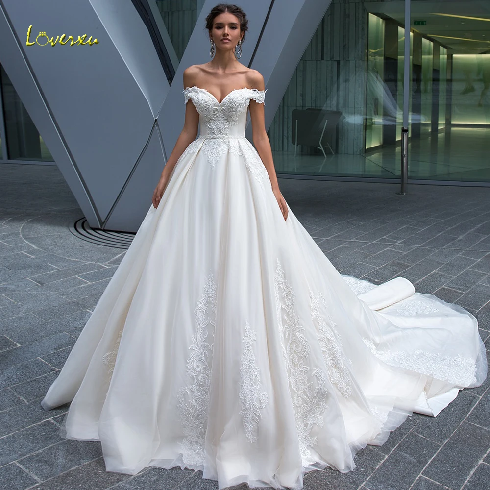 Loverxu Sexy Boat Neck Backless Princess Wedding Dresses 2023 Luxury Appliques Beaded Chapel Train Vintage A Line Bridal Gowns
Loverxu Sexy Boat Neck Backless Princess Wedding Dresses 2023 Luxury Appliques Beaded Chapel Train Vintage A Line Bridal Gowns