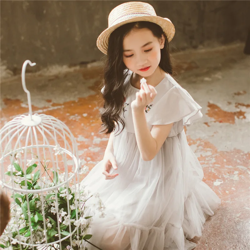 Top-class gray lace boutique big tulle girls cute dress fashion children dress 2019 hot sell
Top-class gray lace boutique big tulle girls cute dress fashion children dress 2019 hot sell