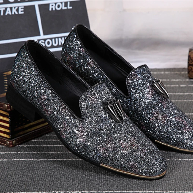 Silver Sequins Formal Men Dress Shoes Tassel Real Leather Men Loafers Party Nightclub Leather Shoes Slip on Male Flats Shoes
Silver Sequins Formal Men Dress Shoes Tassel Real Leather Men Loafers Party Nightclub Leather Shoes Slip on Male Flats Shoes