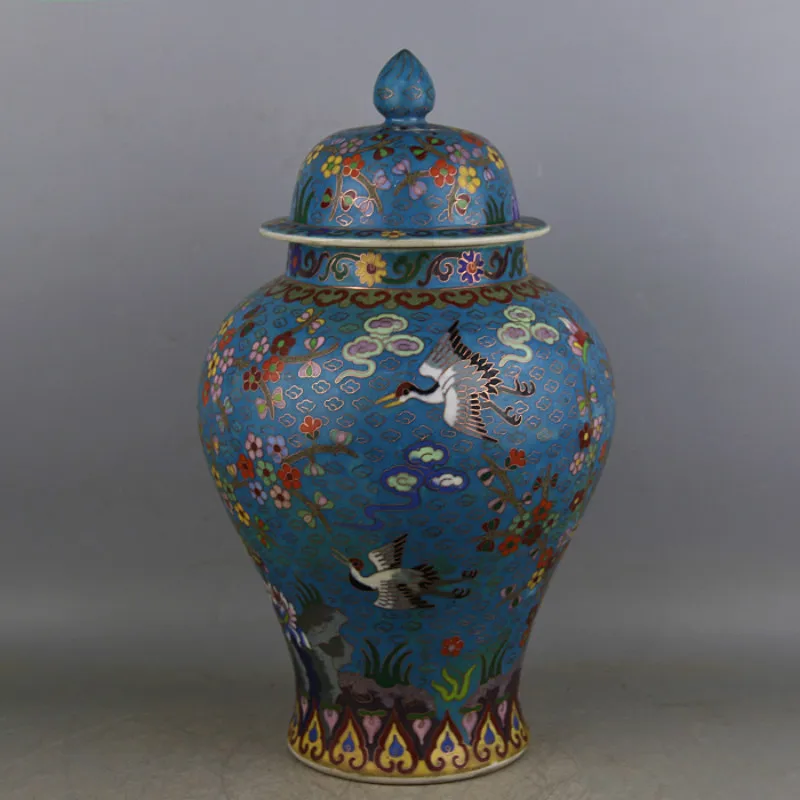 Qing Dynasty Qian Long Enamel Pure Handmade Filigree Birds Flowers Antique Chinese Ceramic Ginger Jar
Qing Dynasty Qian Long Enamel Pure Handmade Filigree Birds Flowers Antique Chinese Ceramic Ginger Jar