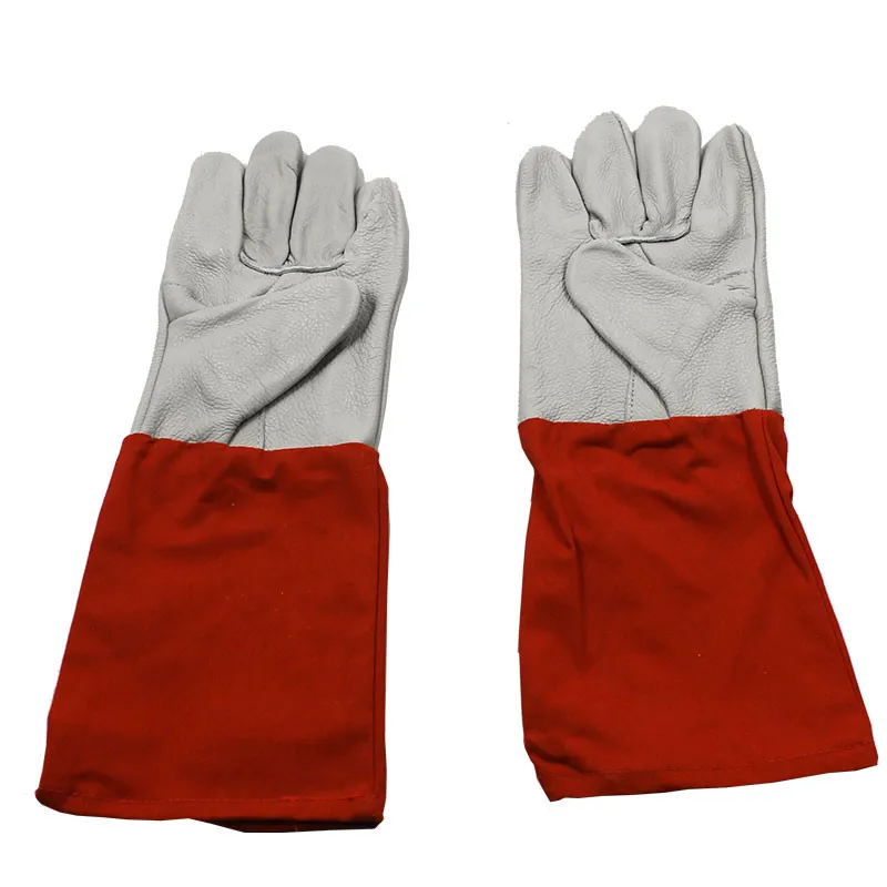 Free shipping hot selling fire fighting cow genuine leather gloves cotton cuff anti-cutting/anti-hurt safety work protect glove
Free shipping hot selling fire fighting cow genuine leather gloves cotton cuff anti-cutting/anti-hurt safety work protect glove