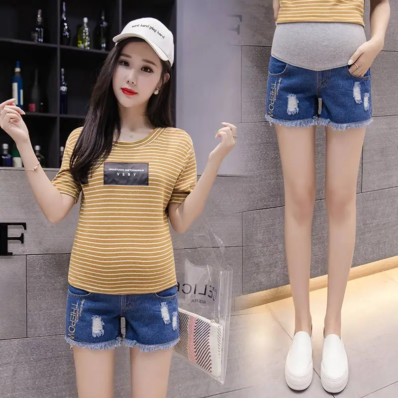 Summer Denim Maternity Jean Shorts Pregnancy Pants Elastic Waist Adjustable Belly Short Hole Jeans Pants for Pregnant Women
Summer Denim Maternity Jean Shorts Pregnancy Pants Elastic Waist Adjustable Belly Short Hole Jeans Pants for Pregnant Women