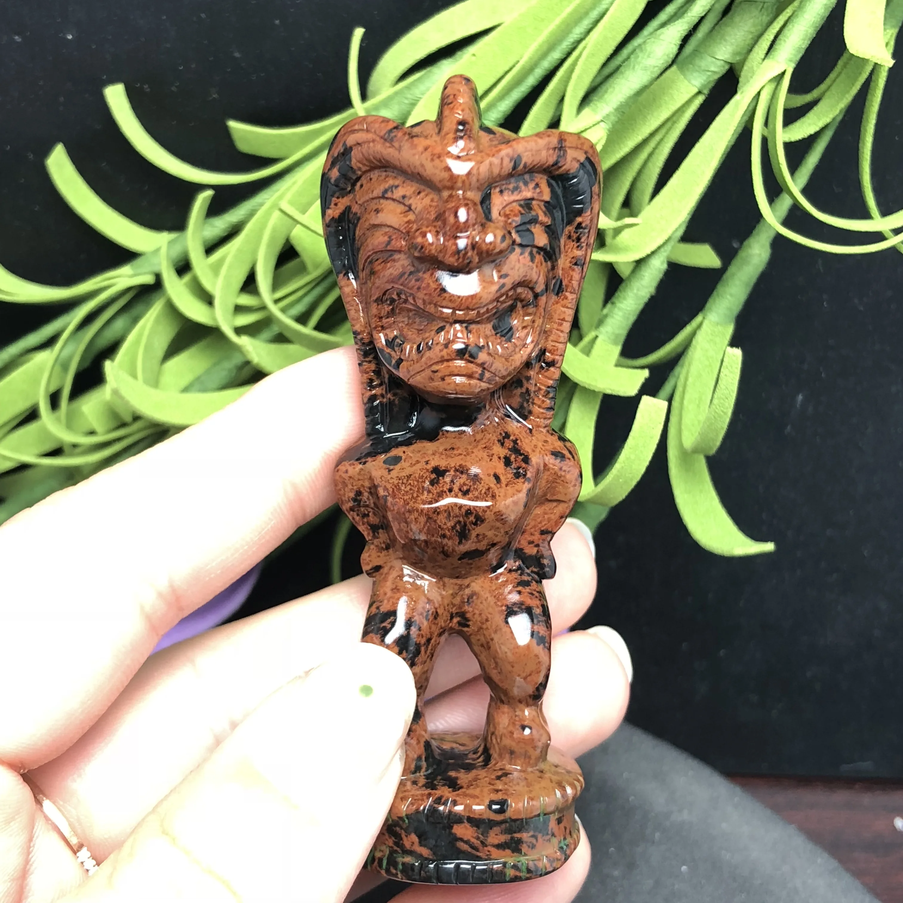 Natural crystal natural gem polishing carving lucky goddess quartz handicrafts and other home decoration cure
Natural crystal natural gem polishing carving lucky goddess quartz handicrafts and other home decoration cure