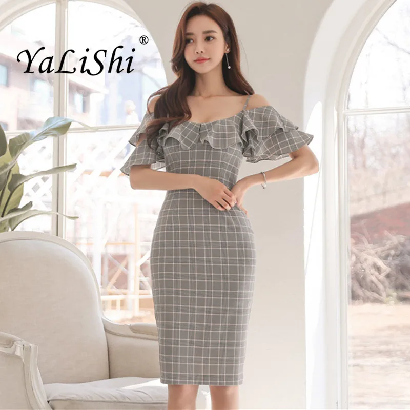 Summer Dresses Plaid Spaghetti Strap Ruffles Women Dress Office Lady Elegant Dress Bandage Sexy Midi Pencil Sundress Vestidos
Summer Dresses Plaid Spaghetti Strap Ruffles Women Dress Office Lady Elegant Dress Bandage Sexy Midi Pencil Sundress Vestidos