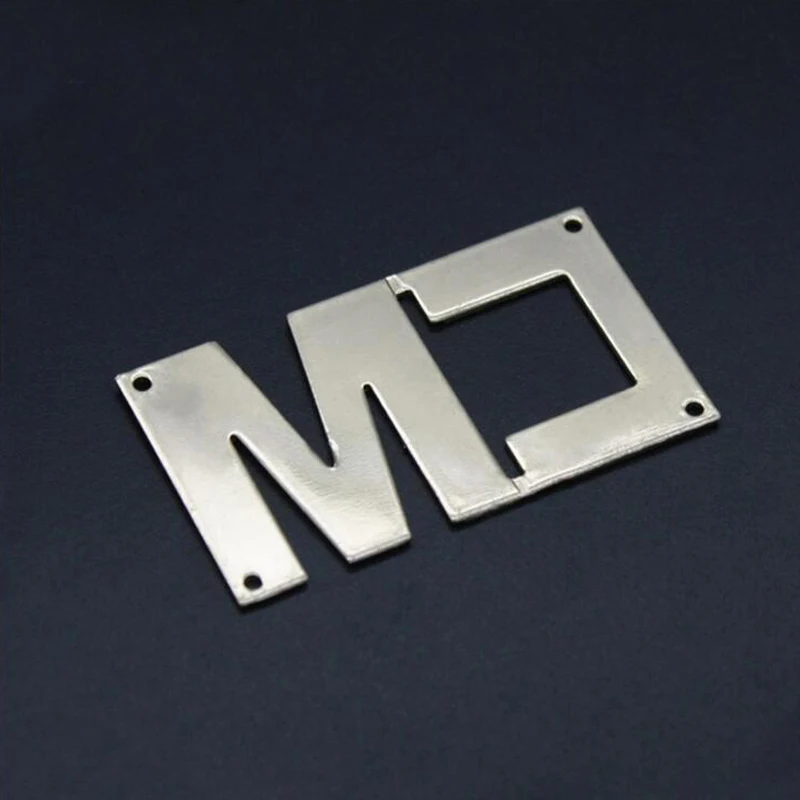 custom high quality garment alloy embossed labels metal handmade private sewing nameplate for clothes trademark 2.5*4.3cm
custom high quality garment alloy embossed labels metal handmade private sewing nameplate for clothes trademark 2.5*4.3cm