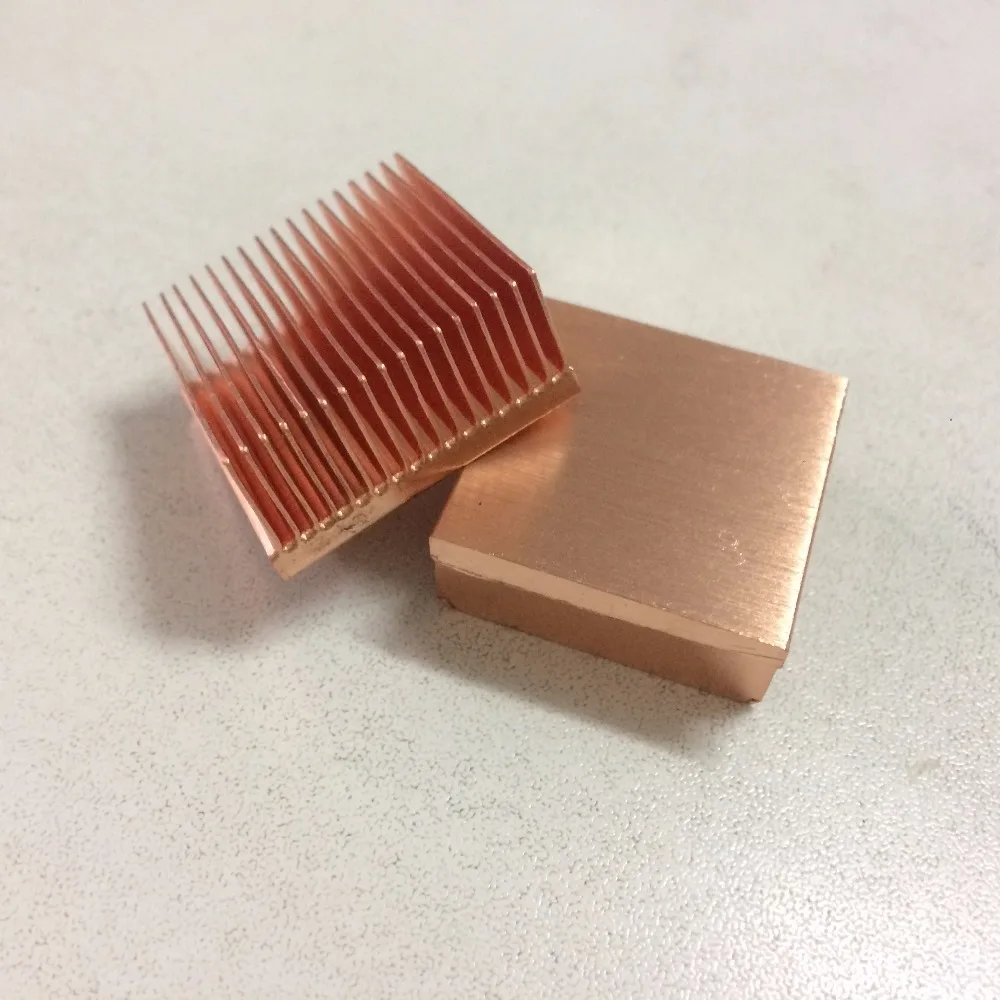 DIY 2pcs/lot 25x25x11mm copper heat sink power supply CPU Copper heatsink single board computers heat sink
DIY 2pcs/lot 25x25x11mm copper heat sink power supply CPU Copper heatsink single board computers heat sink