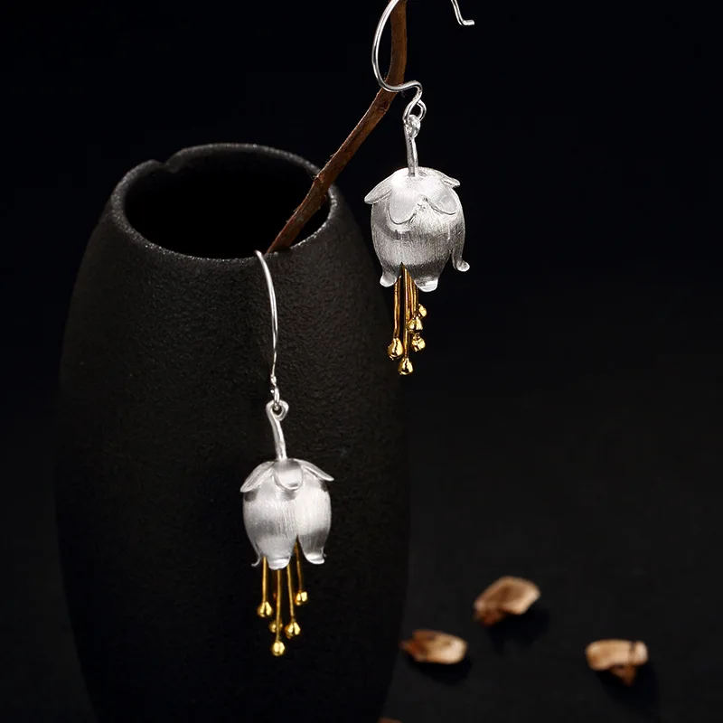 Sterling Silver Antique Wired Double Colored Wind Bell LAN Lady High-grade Hover Personalized Ear Earrings Wholesale
Sterling Silver Antique Wired Double Colored Wind Bell LAN Lady High-grade Hover Personalized Ear Earrings Wholesale