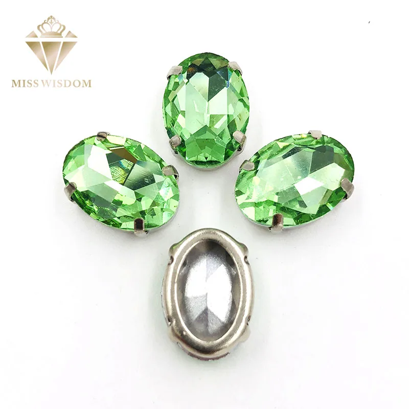 10X14mm/13X18mm Light green Oval Copper claws hollow thick bottom high quality glass crystal Sew on rhinestones DIY accessories
10X14mm/13X18mm Light green Oval Copper claws hollow thick bottom high quality glass crystal Sew on rhinestones DIY accessories