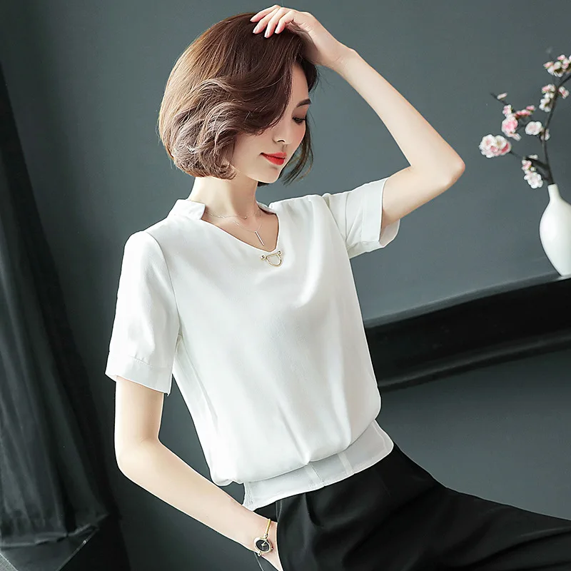 New Korean Summer Chiffon Shirt Large Size Short Sleeves V Collar Temperament Blouse Office Ladies Pure Color Work Clothes H9037
New Korean Summer Chiffon Shirt Large Size Short Sleeves V Collar Temperament Blouse Office Ladies Pure Color Work Clothes H9037