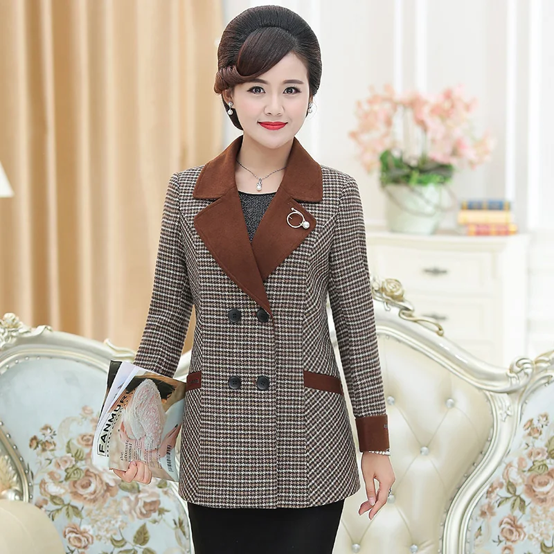 New Large size Ladies coat Spring autumn suit collar Top Long sleeve lattice women trench coat Fashionable female clothing 1037
New Large size Ladies coat Spring autumn suit collar Top Long sleeve lattice women trench coat Fashionable female clothing 1037