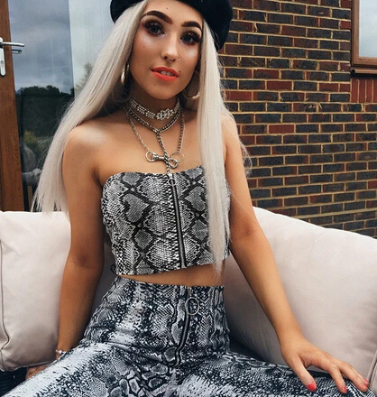 2019 Summer Women Snake Print Tube Tops Ladies Fashion Zipper Strapless Clubwear Sport Tank Tops Vest New Cropped haut femme
2019 Summer Women Snake Print Tube Tops Ladies Fashion Zipper Strapless Clubwear Sport Tank Tops Vest New Cropped haut femme