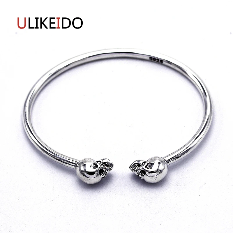 100% Pure 925 Sterling Silver Bangle Fashion Punk Hand Chain For Men And Women Sprcial Skeleton Jewelry Charm Letter 451
100% Pure 925 Sterling Silver Bangle Fashion Punk Hand Chain For Men And Women Sprcial Skeleton Jewelry Charm Letter 451