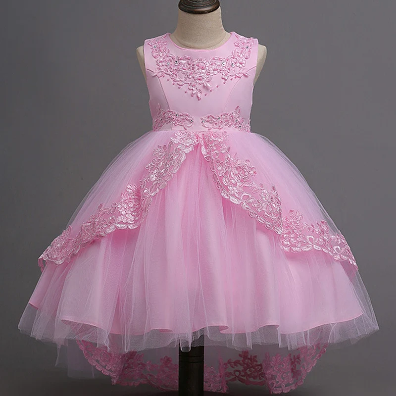 2020 New Summer High-grade Embroidery Trailing Flower Girl Dress Sequined Wedding Pulling End Party Swallowtail Princess Dresses
2020 New Summer High-grade Embroidery Trailing Flower Girl Dress Sequined Wedding Pulling End Party Swallowtail Princess Dresses