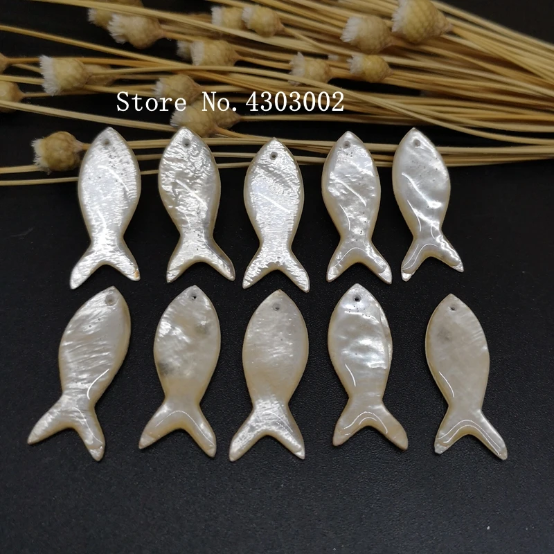 50pcs/lot 10x26mm Drilled Natural Long Fish Mother of Pearl shell for DIY Jewelry Fish MOP Pearl shell Beads
50pcs/lot 10x26mm Drilled Natural Long Fish Mother of Pearl shell for DIY Jewelry Fish MOP Pearl shell Beads