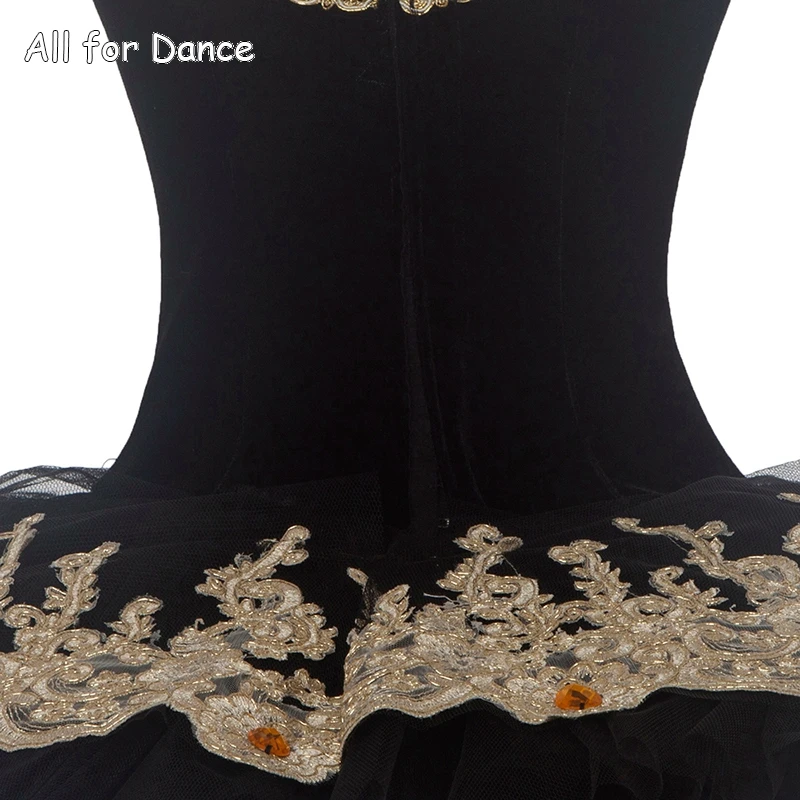 Black Velvet Bodice With Gold Lace Decoration Ballet Dance Tutu For Adult Stage/Performance Dance Costume
Black Velvet Bodice With Gold Lace Decoration Ballet Dance Tutu For Adult Stage/Performance Dance Costume