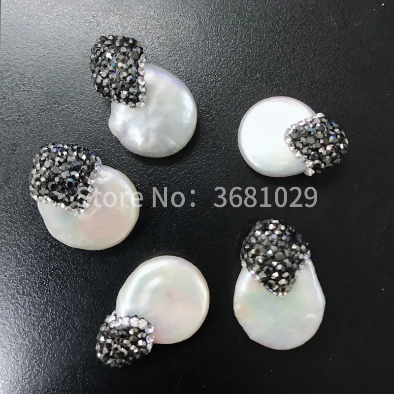 Natural white pearl ornament simple temperament creative New Year gift party accessories
Natural white pearl ornament simple temperament creative New Year gift party accessories