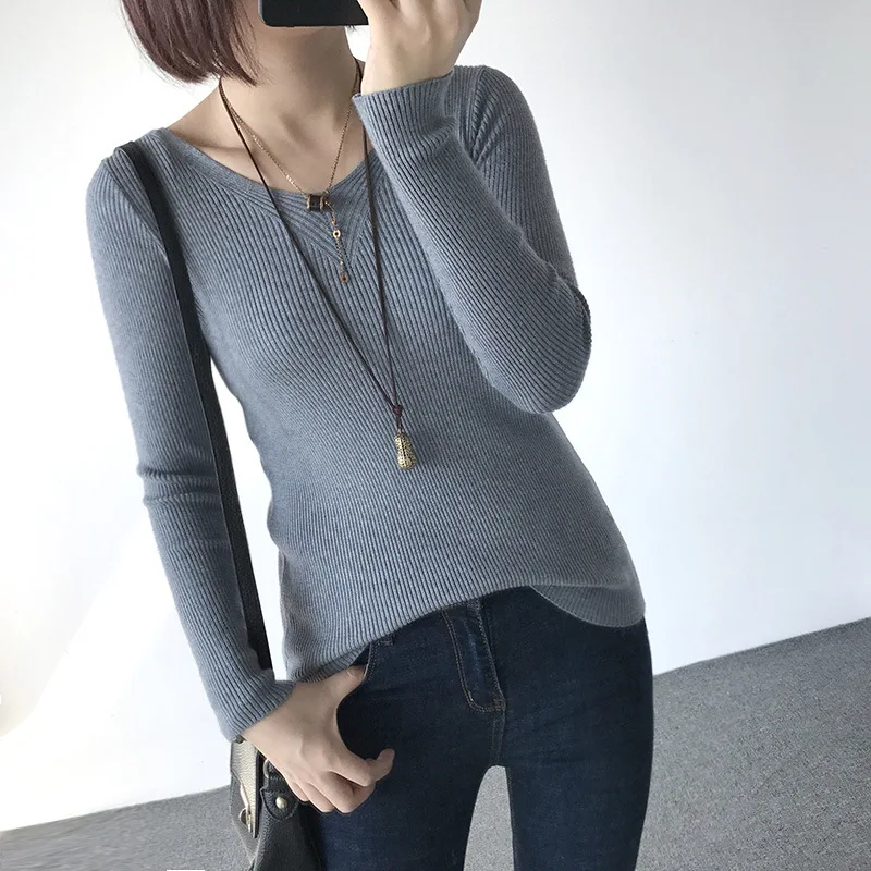 The New Fashion Autumn and Winter female literature and art knitted high elasticity long sleeve v-neck knitted sweater Q01
The New Fashion Autumn and Winter female literature and art knitted high elasticity long sleeve v-neck knitted sweater Q01