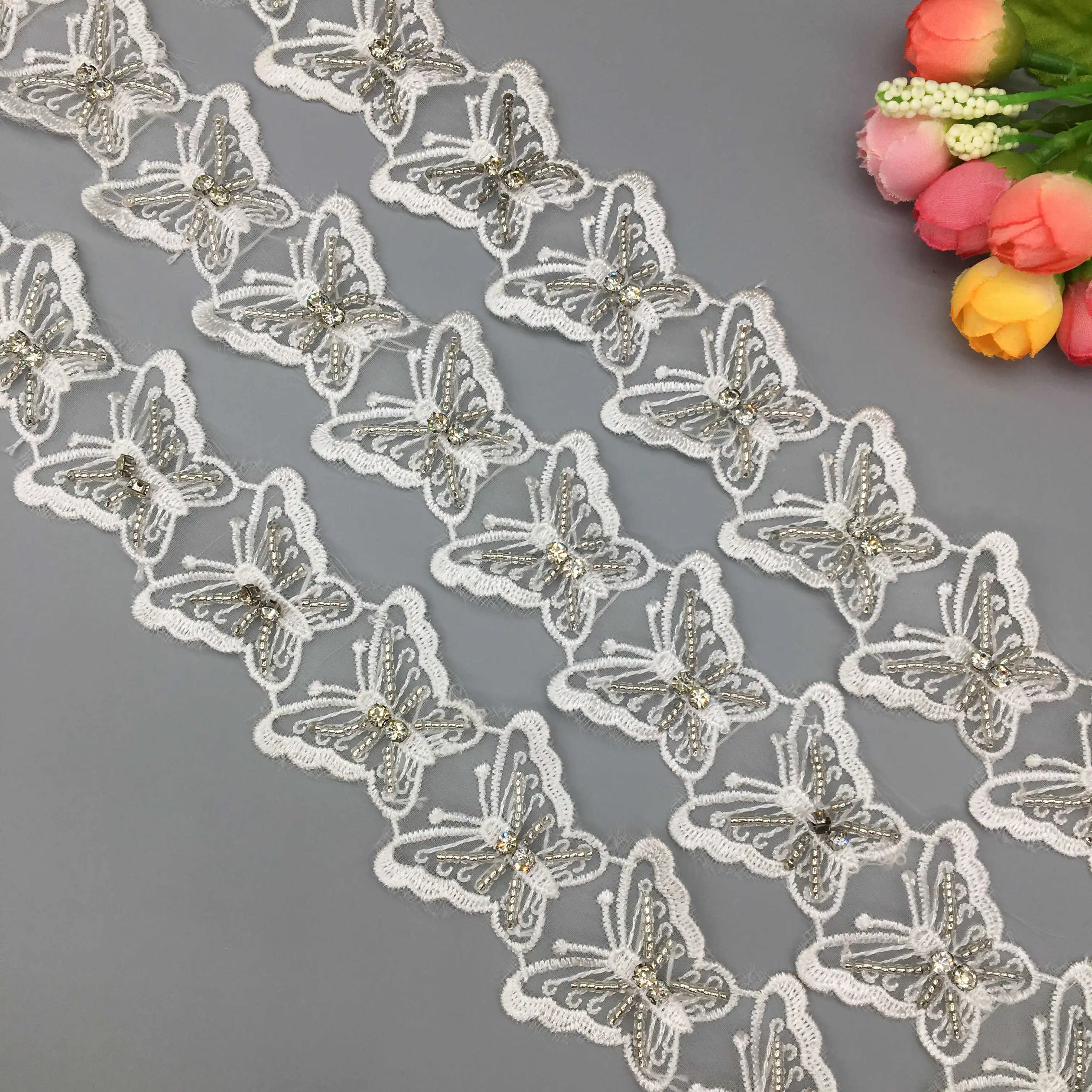 2 yard Cotton Pearl Beaded Butterfly Diamond Lace Trim Embroidered Lace Ribbon Fabric Sewing Craft Costume Dress DIY Accessories
2 yard Cotton Pearl Beaded Butterfly Diamond Lace Trim Embroidered Lace Ribbon Fabric Sewing Craft Costume Dress DIY Accessories