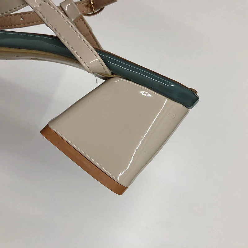 2019 Summer Pumps New Women Sandals High Heels Women Shoes Sexy Open Toe Buckle Strap Block Square Heel Fashion Women's Shoes
2019 Summer Pumps New Women Sandals High Heels Women Shoes Sexy Open Toe Buckle Strap Block Square Heel Fashion Women's Shoes