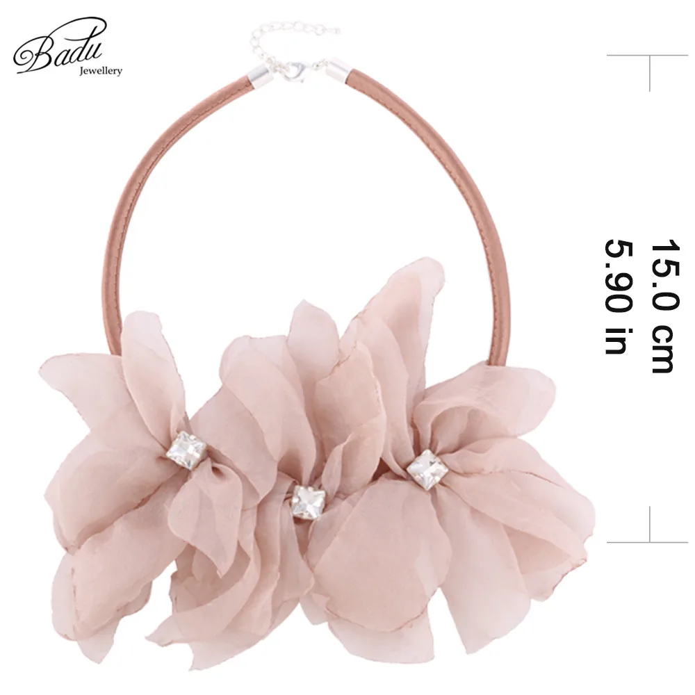 Badu 2019 New Short Necklaces Yarn Flower Bohemian Holiday Necklace Jewelry Gift for Girls Spring Summer Fashion Wholesale
Badu 2019 New Short Necklaces Yarn Flower Bohemian Holiday Necklace Jewelry Gift for Girls Spring Summer Fashion Wholesale