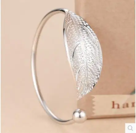 Silver Bracelet Female 925 sterling silver students wild simple fresh Korean version of the opening bracelet silver jewelry
Silver Bracelet Female 925 sterling silver students wild simple fresh Korean version of the opening bracelet silver jewelry