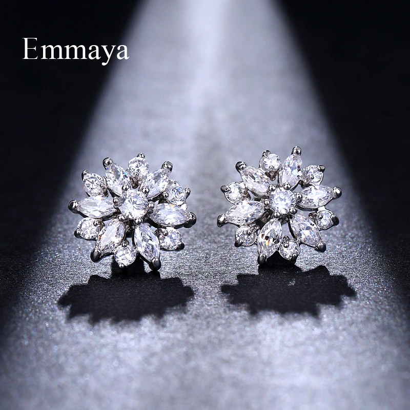 Emmaya Jewelry High Quality Gems Glittering Rhinestone Earrings Female Exquisite Zircon sparkling Earrings Gift
Emmaya Jewelry High Quality Gems Glittering Rhinestone Earrings Female Exquisite Zircon sparkling Earrings Gift