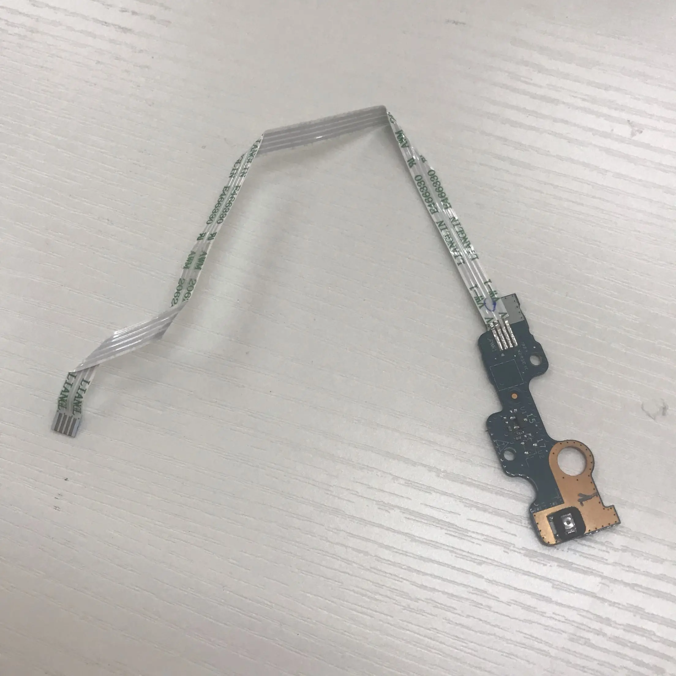 For Dell Inspiron 15 (5570 / 5575) Power Button Board with Cable - LS-F114P 0F114P F114P CAL50 NBX00028G00
For Dell Inspiron 15 (5570 / 5575) Power Button Board with Cable - LS-F114P 0F114P F114P CAL50 NBX00028G00