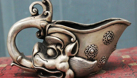 decoration bronze factory outlets Tibet Silve Marked Old China Silver Statue Wine Cup
decoration bronze factory outlets Tibet Silve Marked Old China Silver Statue Wine Cup