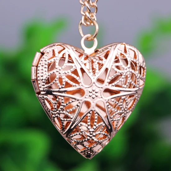 N104 Fashion Hollow heart-shaped locket pendant jewelry delicate necklace Two-color selection
N104 Fashion Hollow heart-shaped locket pendant jewelry delicate necklace Two-color selection