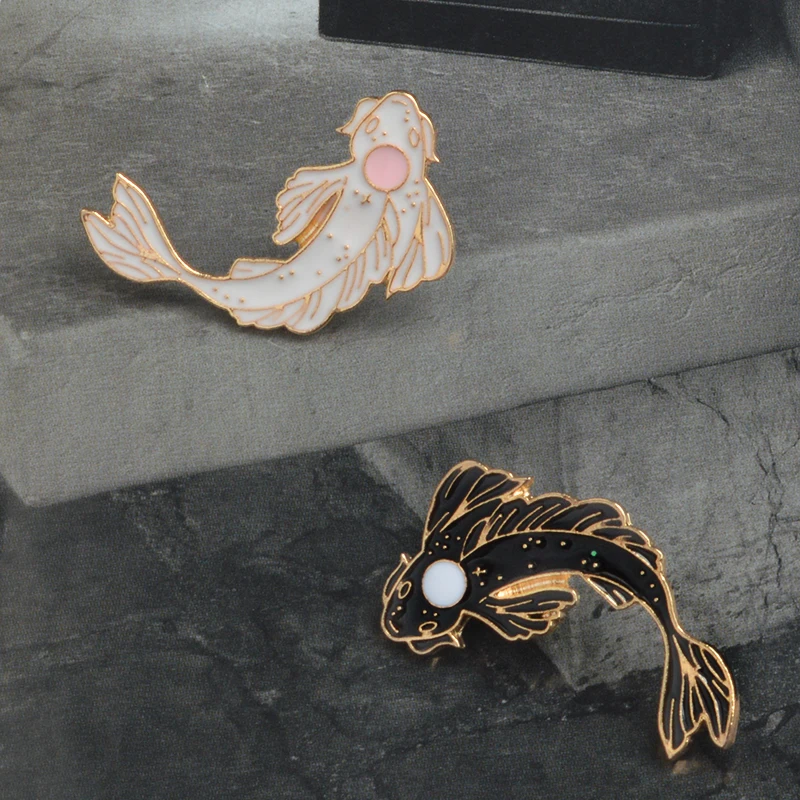 Lucky Chram ! Yin Yang Koi Pins Japanese Koi Fish Goldfish Hard Enamel Lapel Pins Badges Brooches Animal Pins Clooection
Lucky Chram ! Yin Yang Koi Pins Japanese Koi Fish Goldfish Hard Enamel Lapel Pins Badges Brooches Animal Pins Clooection