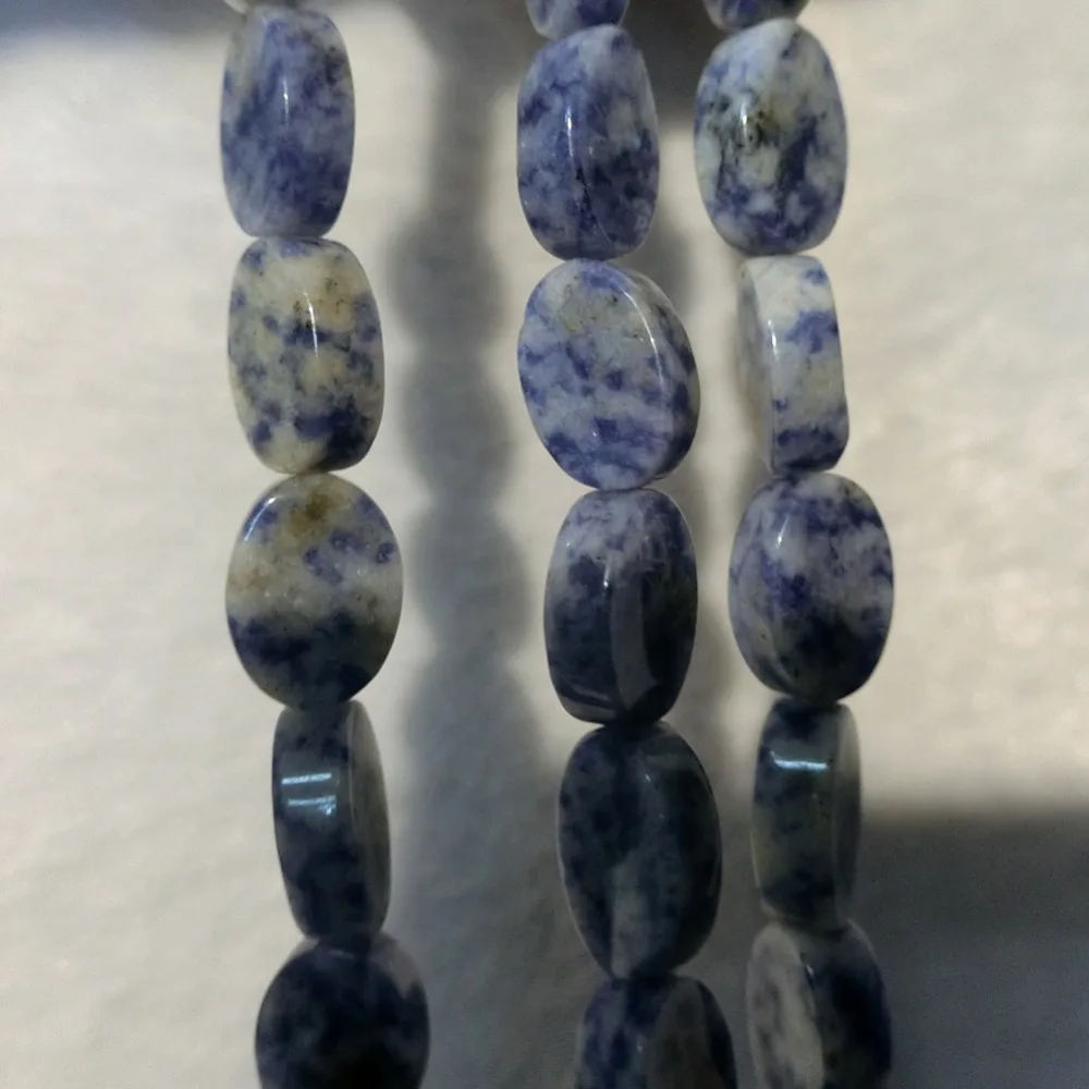 56pcs Oval Shape Sodalite Spectrolite Charms Natural Stone Loose Beads Accessories Jewelry Making Earring Bracelet Necklace Free 
56pcs Oval Shape Sodalite Spectrolite Charms Natural Stone Loose Beads Accessories Jewelry Making Earring Bracelet Necklace Free