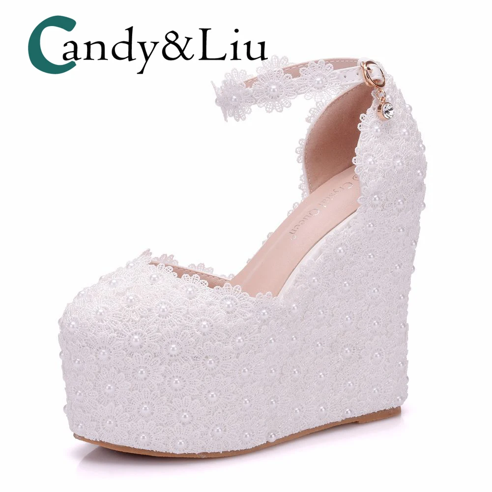 White Pearl Lace Wedding Shoe Beaded Wedges Super High Heel Round Toe Appliques Women Sandals with Platform for Party Banquet
White Pearl Lace Wedding Shoe Beaded Wedges Super High Heel Round Toe Appliques Women Sandals with Platform for Party Banquet
