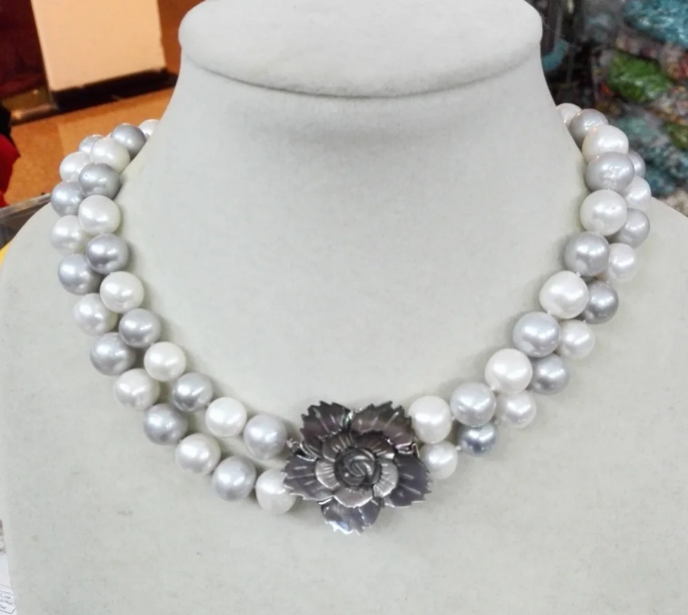 Wedding Women Jewelry Necklace 2 Rows 18inch Bright White Gray Mixed Natural Freshwater pearl Necklace Pretty big Flower Clasp
Wedding Women Jewelry Necklace 2 Rows 18inch Bright White Gray Mixed Natural Freshwater pearl Necklace Pretty big Flower Clasp