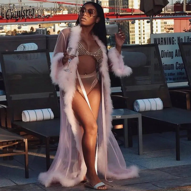 Bridal Boudoir Robe Pink Feather Bridal Sheer Robe Tulle Illusion Long Birthday Feather Robe Costume Dressing Gown
Bridal Boudoir Robe Pink Feather Bridal Sheer Robe Tulle Illusion Long Birthday Feather Robe Costume Dressing Gown